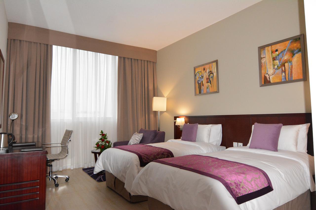 V Hotel Fudžajra Exteriér fotografie
